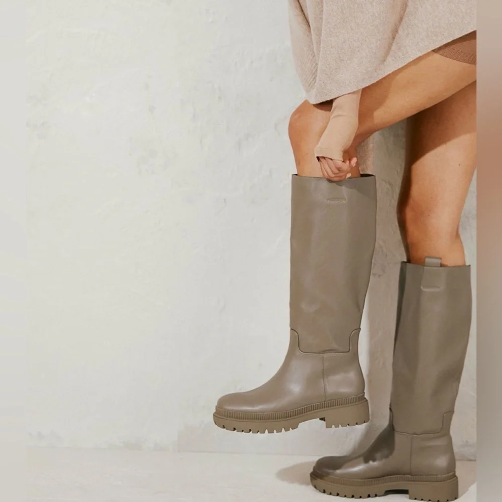 H&M Women's Taupe Knee-High Boots size 9 NWT